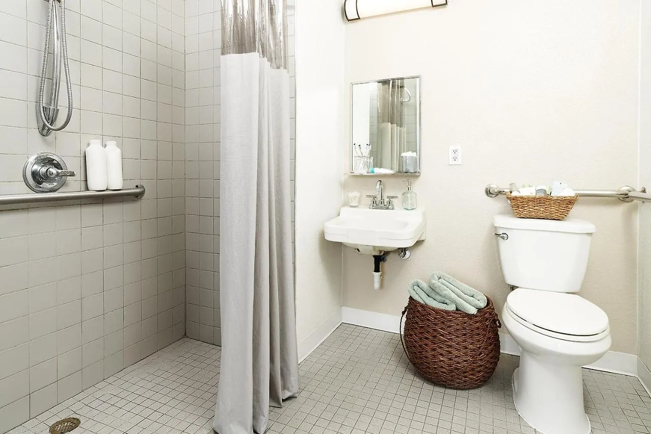 Intown Suites Extended Stay Newport News Va - City Center United States