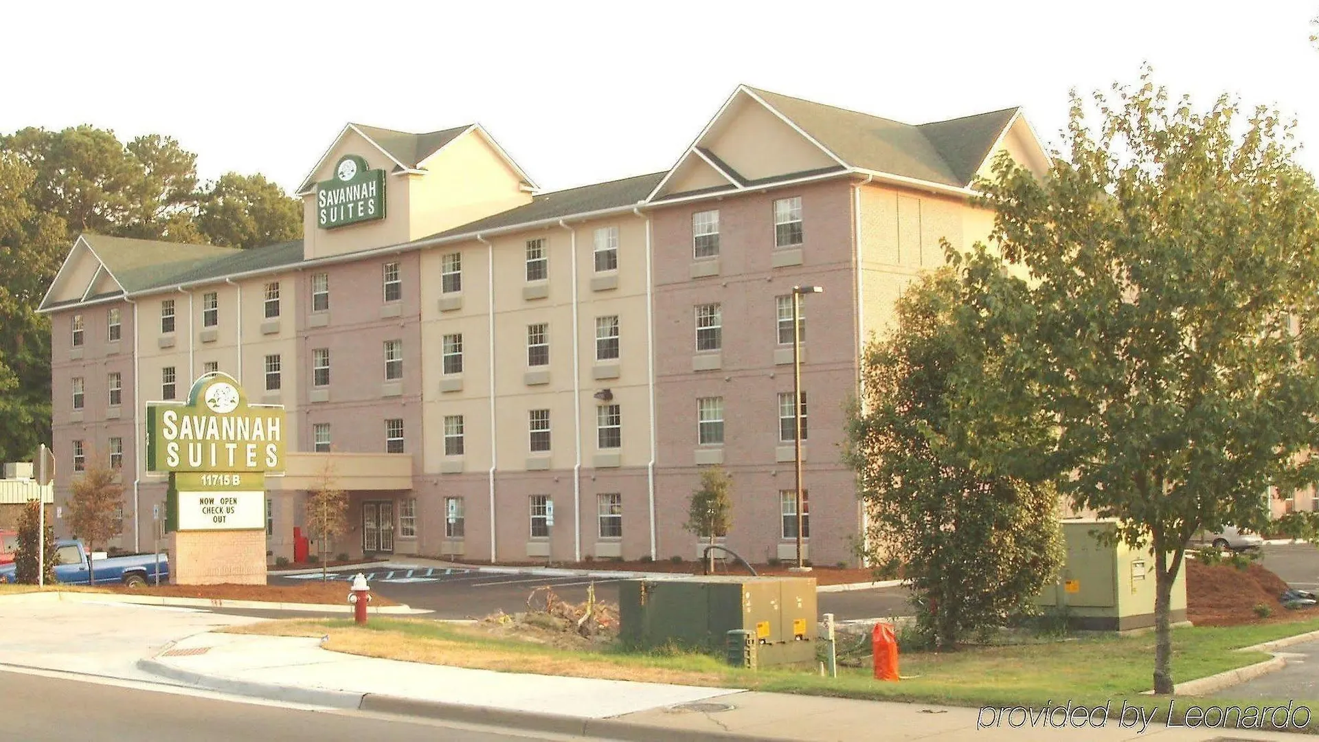 Hotel Intown Suites Extended Stay Newport News Va - City Center
