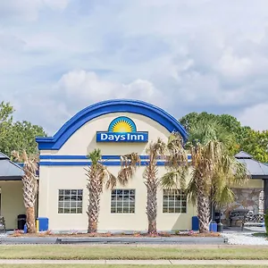 Days By Wyndham Virginia Town Center Virginia Beach